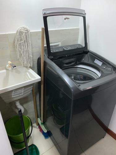 Apartamento Cerca Del Cc Titan Plaza