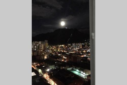 Apartamento 1902 - Incre�ble Apto Con Vista A La Ciudad
