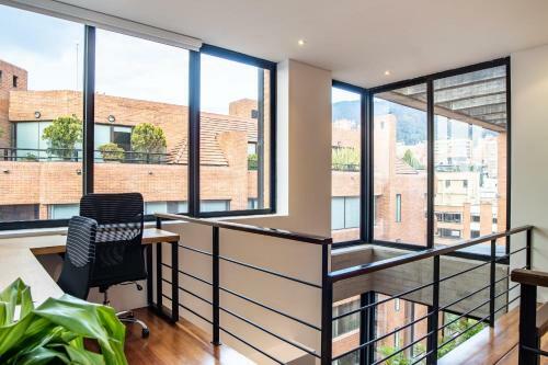 Apartamento Dazzling Duplex Penthouse In Rosales