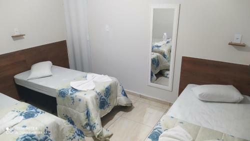 Hostal Quarto Com Tv,ar,frigobar,wifi E Garagem