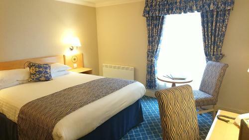 The Queens Hotel
