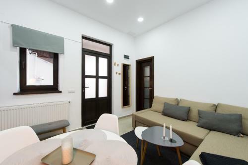 Apartamento Gorgeous Brasov Flat With Patio And Mountain Views