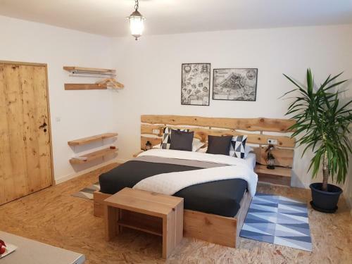 Hostal Middlehouse