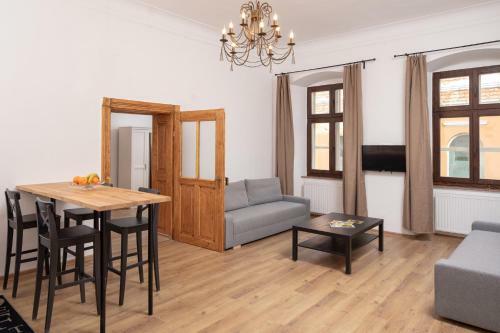 Hirscher Apartments