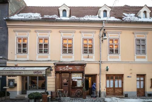 Hirscher Apartments