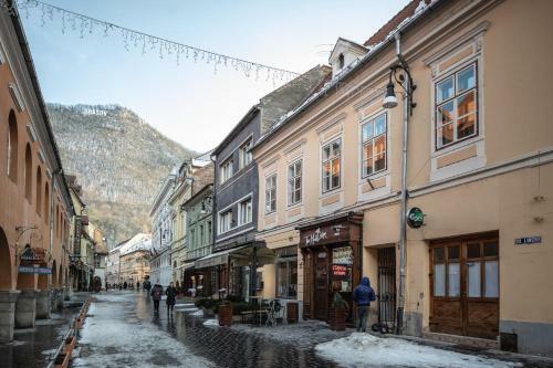 Hirscher Apartments