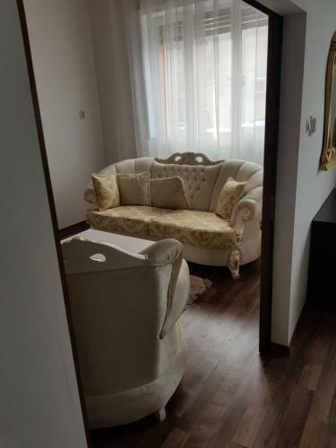 Hostal Casa Adi??