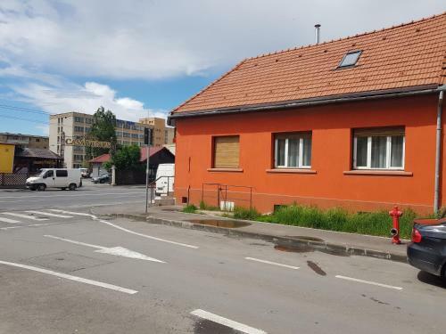 Hostal Casa Adi??