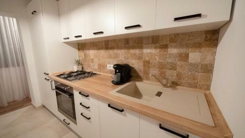 The Retreat - Heartwarming Fireplace 3-room Apartment