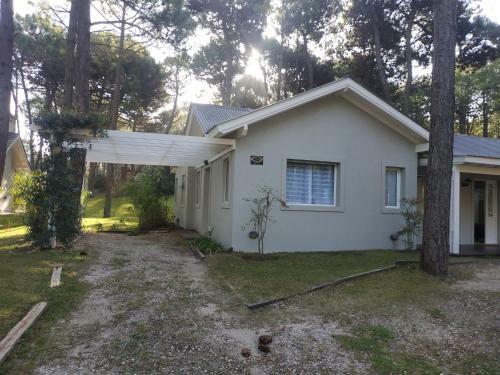 Pinamar Norte Casa Aquiles 8 Pax