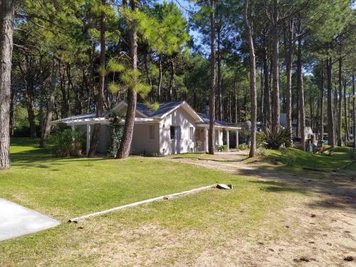 Pinamar Norte Casa Aquiles 8 Pax