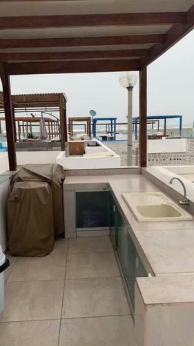 Esc�pate A Casa de Playa Con Paisaje Y Piscina.