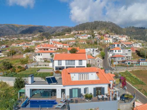 Casa Lira