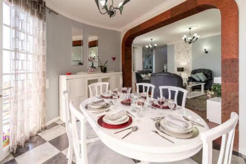 Casa Lira