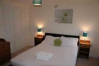 Brunel Crescent Apartments