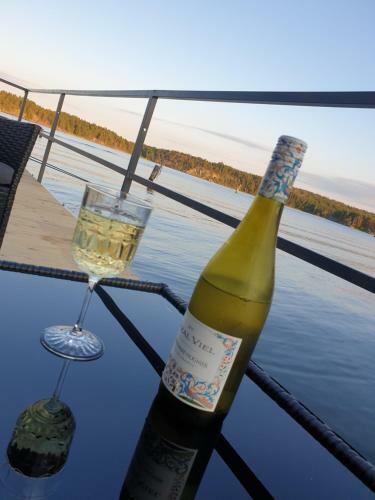 Schwimmendes Haus, Freier Blick Aufs Tolle Wasser