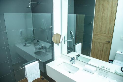 Hotel Pance 122