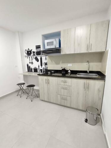 Apartamento Apto 101 Amoblado Para Estrenar En San Antonio.