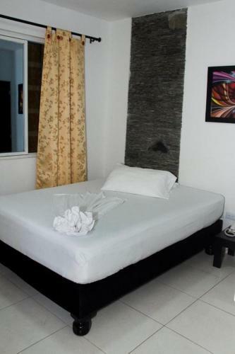 Hotel Black & White