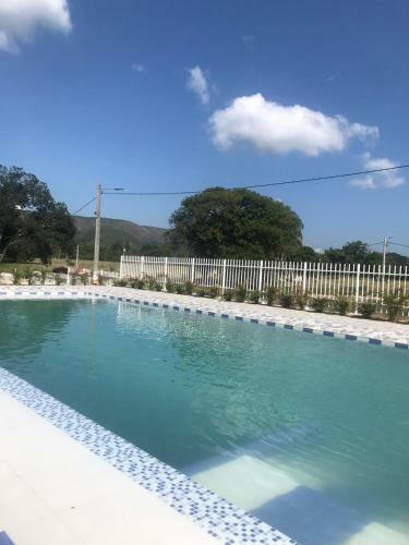 Casa Campestre En Valle Del Carmen Piscina Compartida