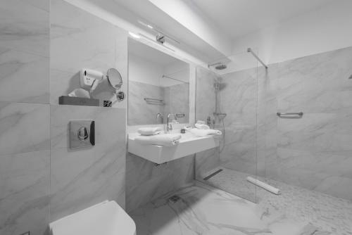 Aparthotel Pietroasa