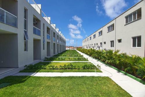 Excelente Tr�plex Em Porto Das Dunas Por Carpediem