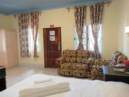 Sunshine View Hotel