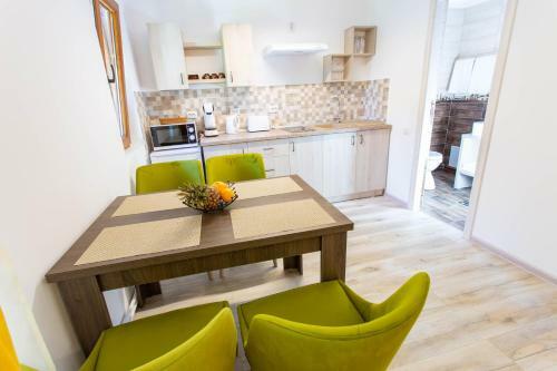 Apartamente Primaverii