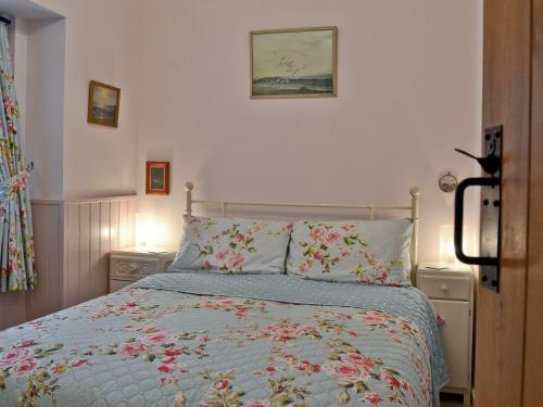 Panteg Cottage