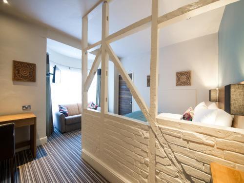Innkeeper's Lodge Godalming