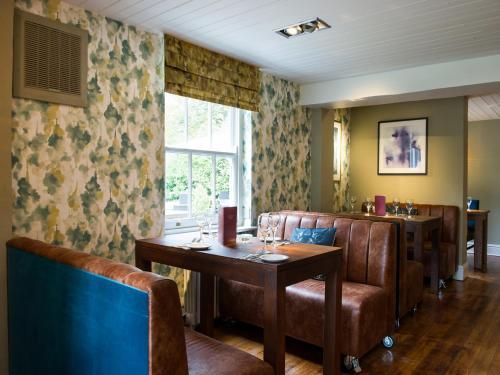 Innkeeper's Lodge Godalming