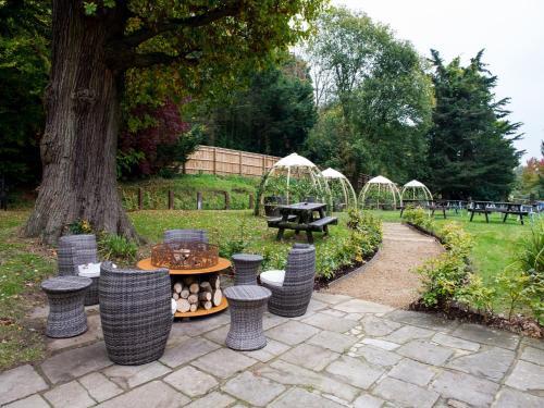 Innkeeper's Lodge Godalming