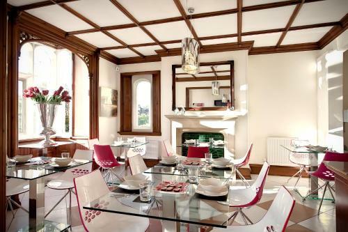 Hostal Godalming Hotel