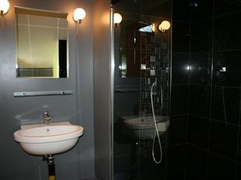 Hostal Millers House