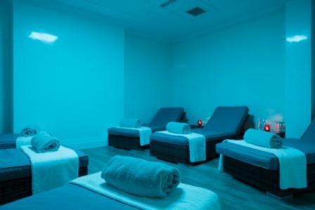Greenwoods Hotel & Spa