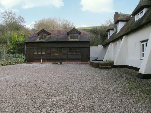 Rocombe Thatch