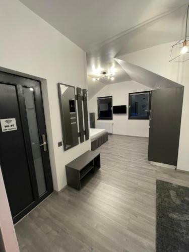 Gray Apartments Busteni