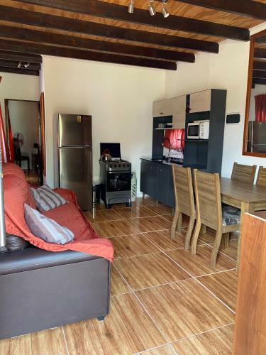 Caba�a, Piscina, Parrillero, Jard�n Y Estufa