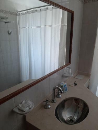 Hostal Lowcost Madryn