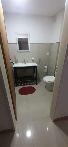 Apartamento Departamento En Edificio Madryn II
