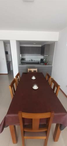 Apartamento Departamento En Edificio Madryn II