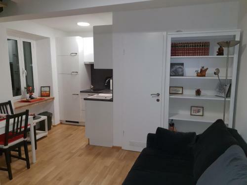 Stone Wall Apartments Izola