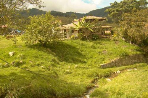 Parcela Rural Casa De Los Nonos