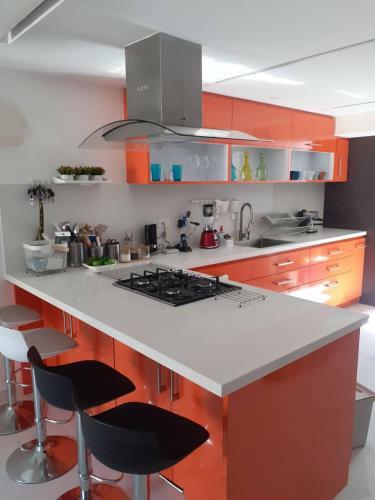 Confortable Apartamento Ejecutivo En La California