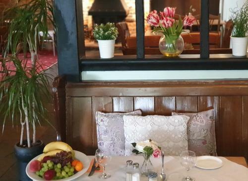 Hostal Fleur De Lys Inn