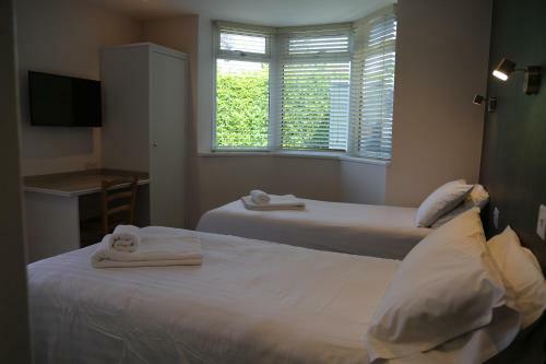 Hostal Debden Guest House