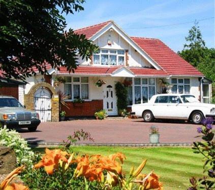 Hostal Waterside Bed And Breakfast