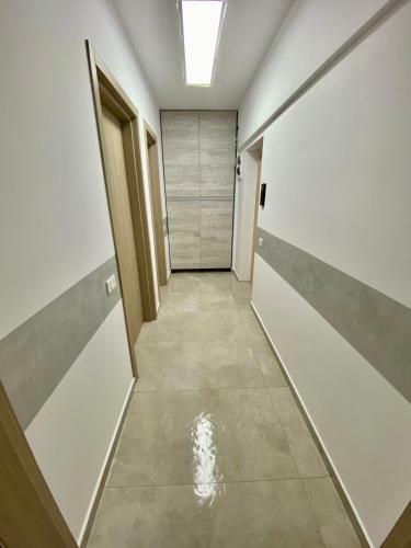 Apartamento Mega Residence Three