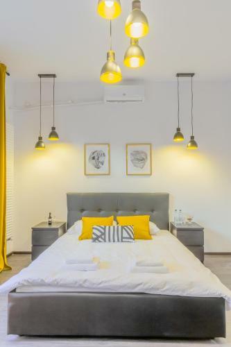 Apartamento Ch�teau: Upscale Suites In Bucharest's Historical Center!