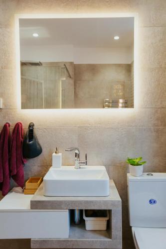 Color Apartments Corneliu Coposu 1a Street